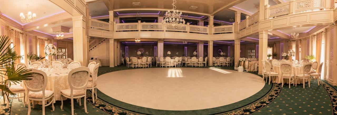 Hotel Coral Valea Lupului  エクステリア 写真