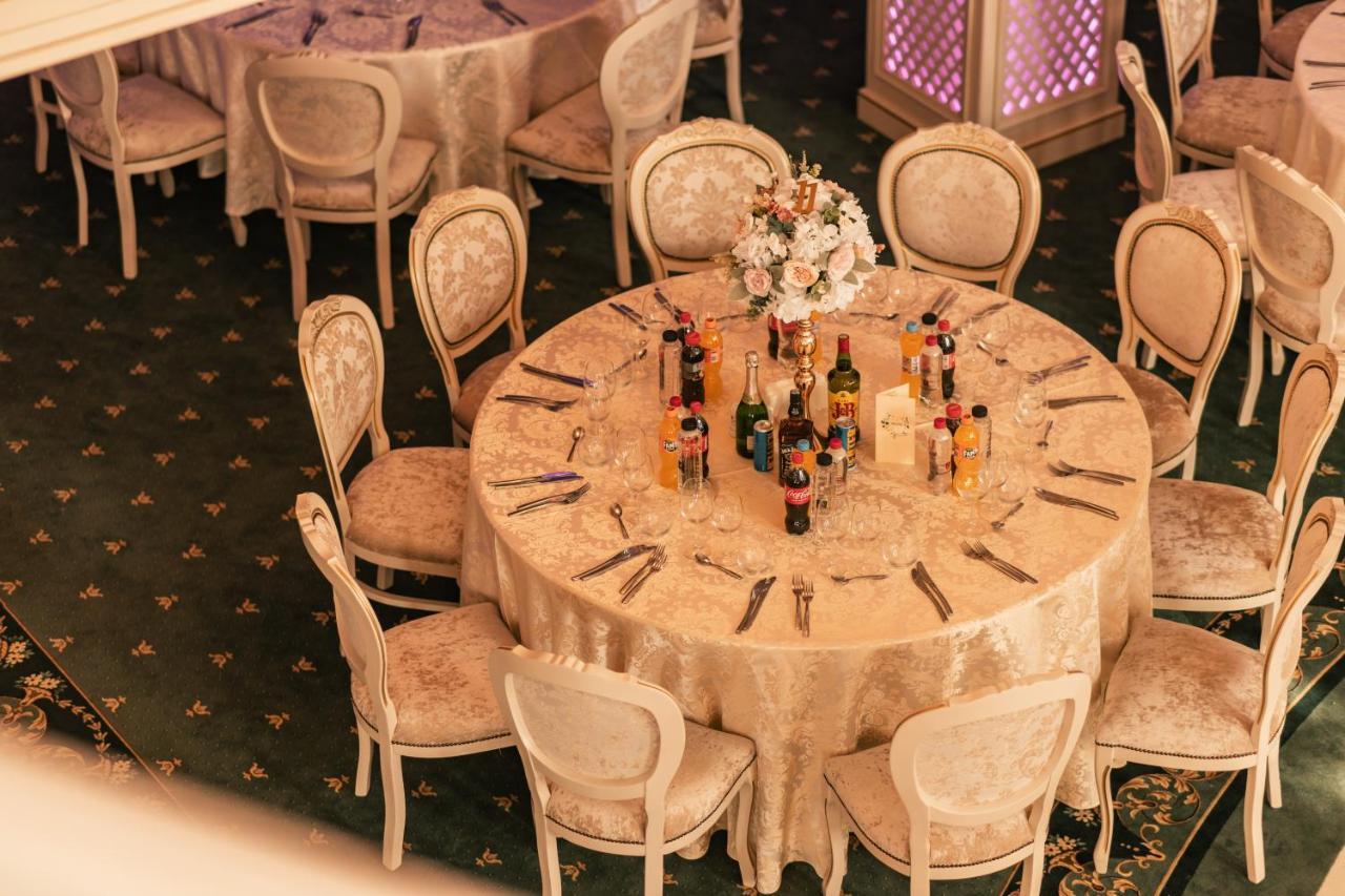 Hotel Coral Valea Lupului  エクステリア 写真