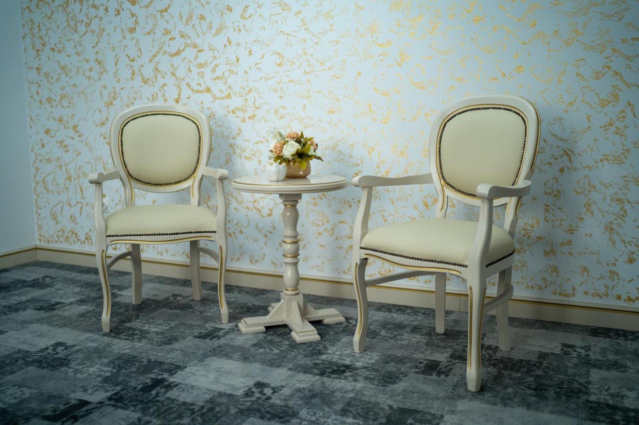 Hotel Coral Valea Lupului  エクステリア 写真