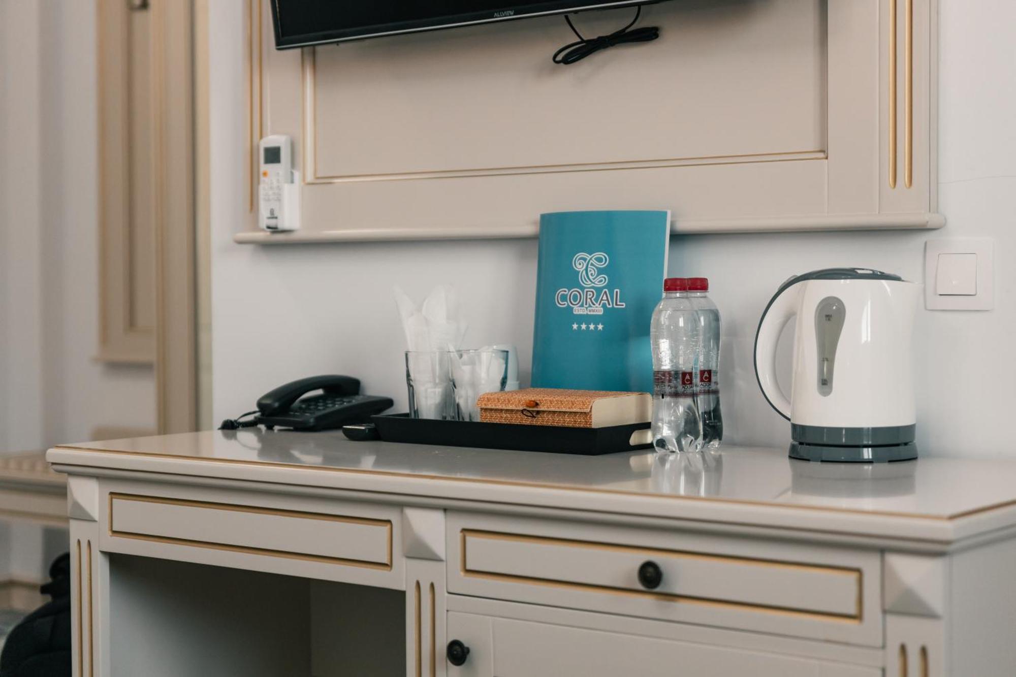 Hotel Coral Valea Lupului  エクステリア 写真